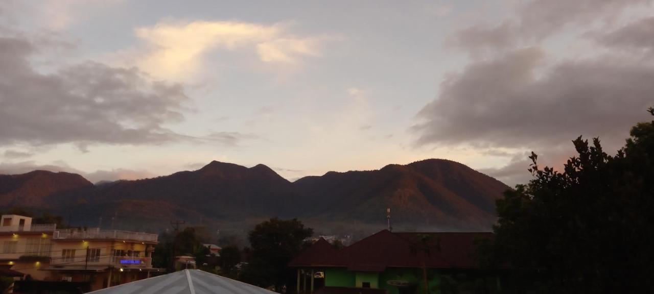 Tange Guest House รูเติง ภายนอก รูปภาพ